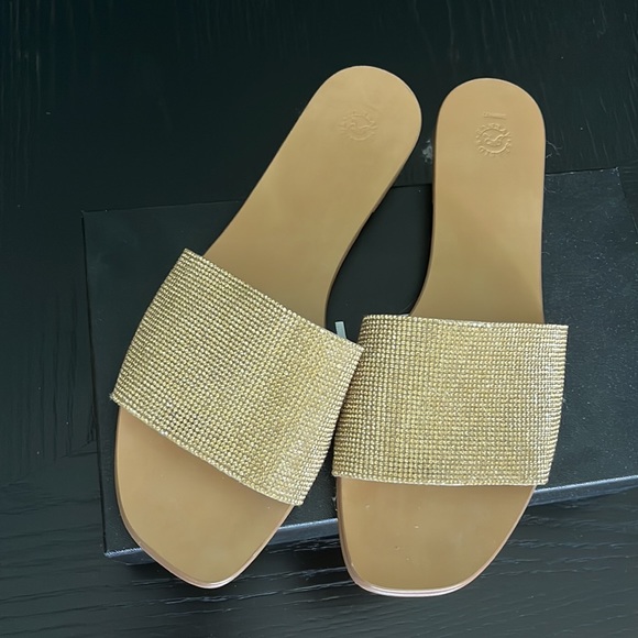 Slide - Picture 2 of 4